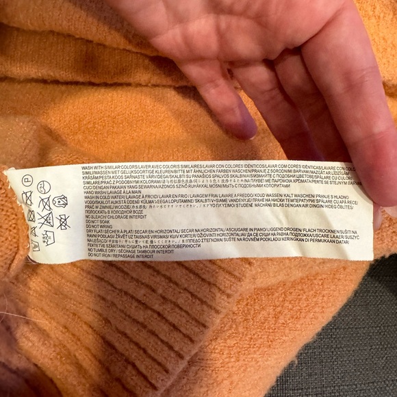 Light orange large mink pink off the shoulder sweater - Picture 3 of 7